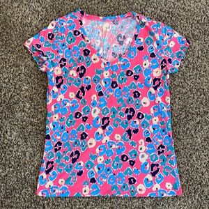 Lilly Pulitzer V-neck, Medium